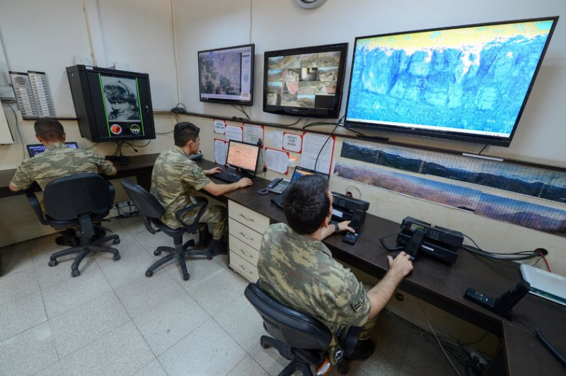 2 bin 522 rakımlı tepede vatan nöbeti