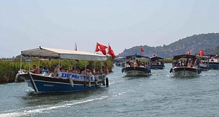 Muğla'nın tatil beldelerinde plajlar ve havuzlar doldu