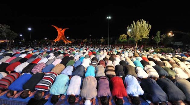 10 bin kişilik iftar