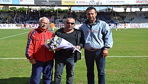 Çakır’a teşekkür çiçeği