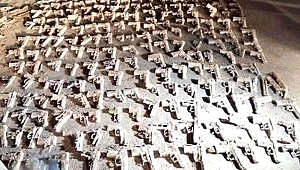 Son Dakika! Üsküdar'da Çok Sayıda Tabanca Bulundu!