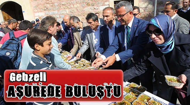 Aşurede buluştular