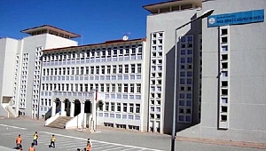 İlkokul Öğrencilerinin Ağzına Dilini Sokan Tacizci Öğretmenein cezası