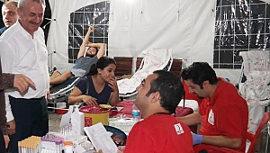 Nail Çiler Kızılay Haftası'nı unutmadı