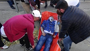 Yürürken Düşüp Başını Çarpan Alkollü Kişi Yaralandı
