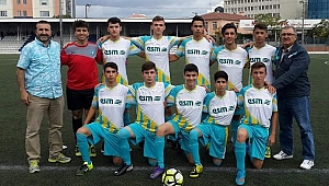 Çayırova G.B. meyvelerini topluyor