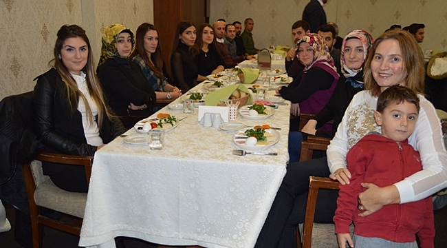 Muhasebeciler, stajyerlerle buluştu
