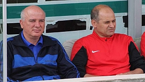 CD’leri aldı, evine kapandı!