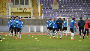 Erol Hoca işi sıkı tutuyor