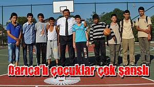 Parklar ve semt sahaları çocukların güzünü güldürdü