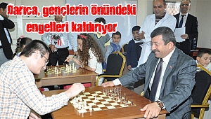 Darıca, gençlerin önündeki engelleri kaldırıyor