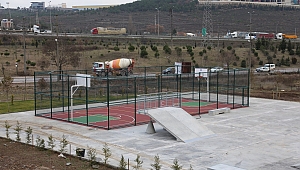 Kaykay pisti gençleri bekliyor