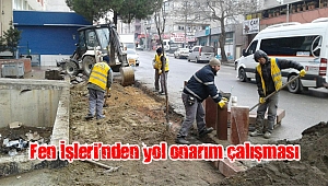 Fen İşleri’nden yol onarım çalışması