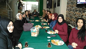 Rizeli bayanlar kahvaltıda buluştu