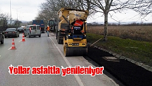 Yollar asfaltla yenileniyor