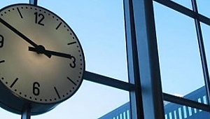 Avrupa yaz saatine geçiyor