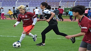  Hepsi birer dişi MESSİ’ydi