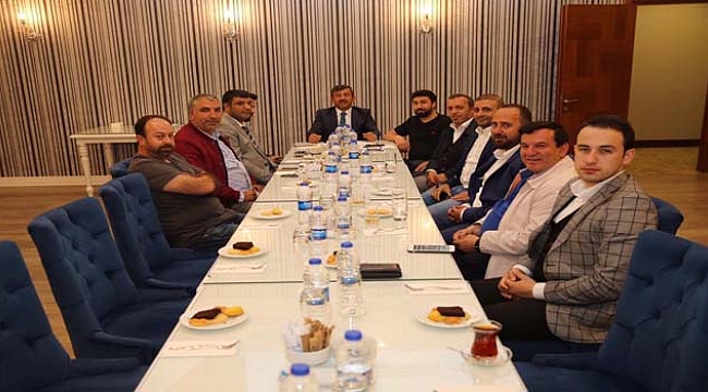 Yönetimin yarısı değişiyor!