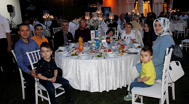 Hakemlerin iftar keyfi
