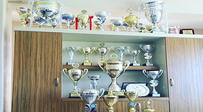 Kupa koleksiyoncusu Çayırovaspor