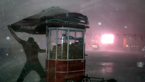 Fırtınaya direnen simitçi o anları anlattı