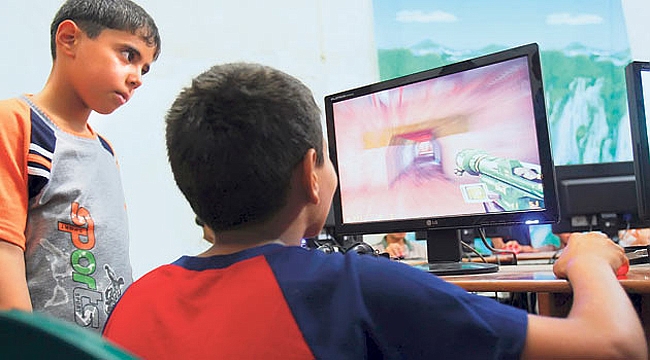 İnternet ve teknoloji gençleri tehdit ediyor