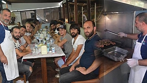 Menekşe'nin ızgara keyfi