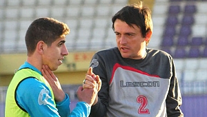 Sultan hocasına kavuşuyor