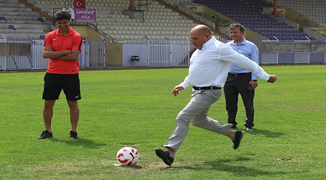 Tarhan vurdu, gol oldu!