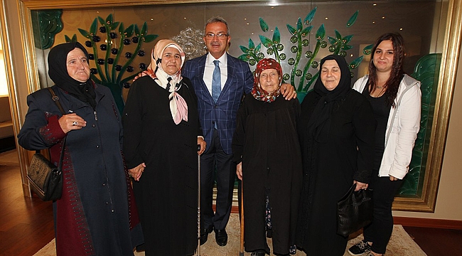 Başkan Köşker şehit ailelerini ağırladı
