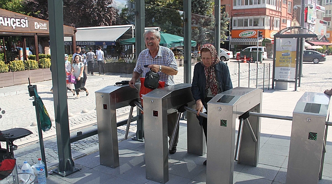 Binler Akçaray İçin Yeni Kentkart Aldı