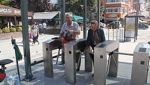 Binler Akçaray İçin Yeni Kentkart Aldı