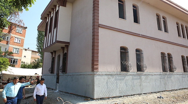 Darıca mahalle konaklarına kavuşuyor