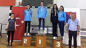 Eskrimciler tarih yazdı