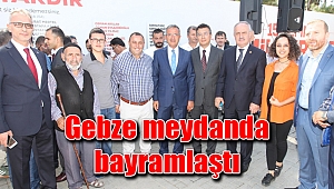 Gebze meydanda bayramlaştı