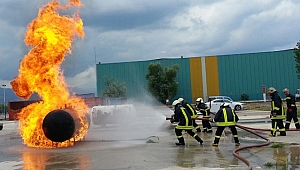 Kocaeli İtfaiyesi’nden işyerlerine eğitim