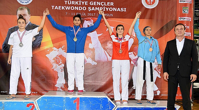 Tekvandocularımız Samsun’dan Madalyalar ile Döndü