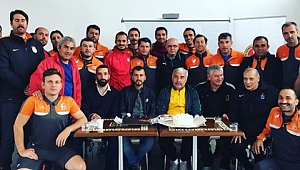 Antrenör adaylarının onur konuğuydu!