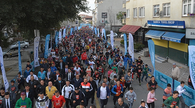 Darıca maratonu hep birlikte koştu