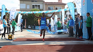 Darıca Yarı Maratonu’nda Zafer Etiyopya’lı Atletin Oldu