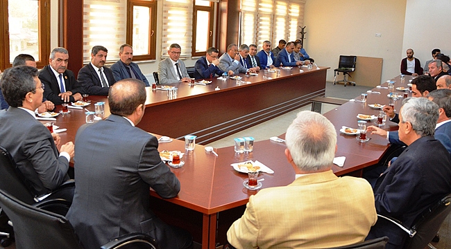 Dilovası'nda Muhtarlar Günü kutlandı