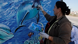 Kocaeli’de duvarlar sanatla renkleniyor