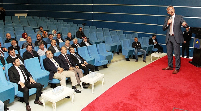 Köşker mahalle sakinlerine 2B çalışmalarını anlattı