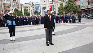 Şükrü Karabacak: "Cumhuriyet emin ellerde"