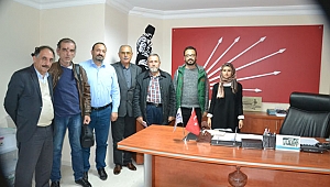 CHP, gazetecileri dinledi!