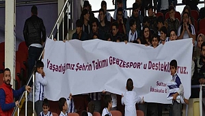 Öğrencilerden tam destek