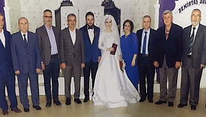 Kocaeli Ak parti bu düğünde buluştu!