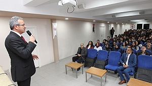 Köşker, öğrencilere öğütler verdi