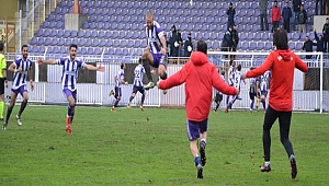 Mutluyum, mutlusun, mutlu!