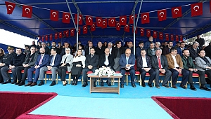 Pazar alanı temeli atıldı